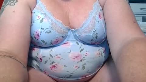 sexybri1674 online show from February 28, 6:03 pm