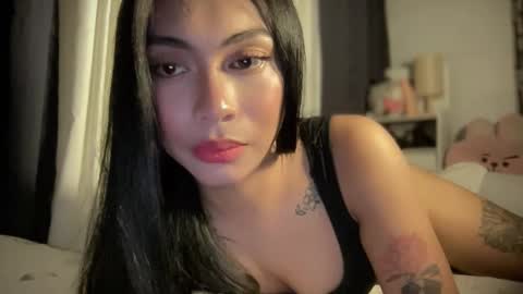 maxine online show from February 14, 7:43 pm