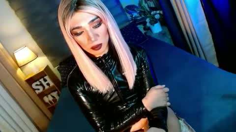 MISS SHANE online show from November 25, 6:54 pm