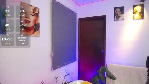 Shellsy H   online show from November 24, 6:48 am