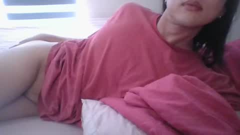 simple887 online show from August 9, 12:39 am
