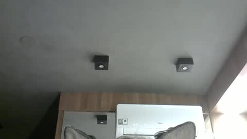 skinnykittencam online show from October 24, 2:16 am