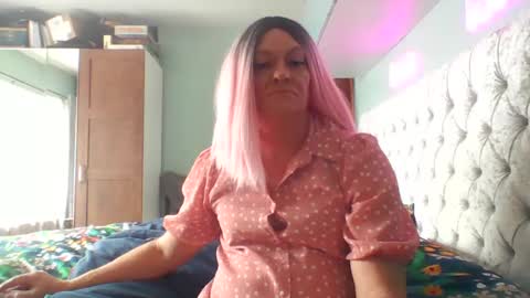 Snapshot of snow_diamond chatting on October 16, 12:49 pm jasmine online show from October 16, 12:49 pm