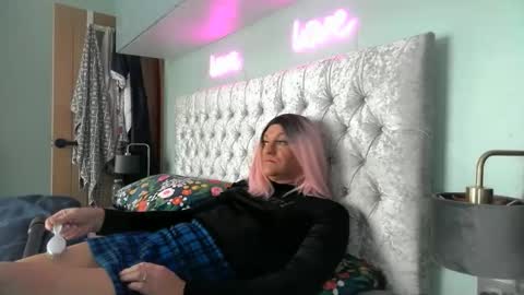 Snapshot of snow_diamond chatting on October 22, 12:07 pm jasmine online show from October 22, 12:07 pm