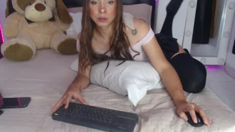   online show from January 10, 9:21 pm