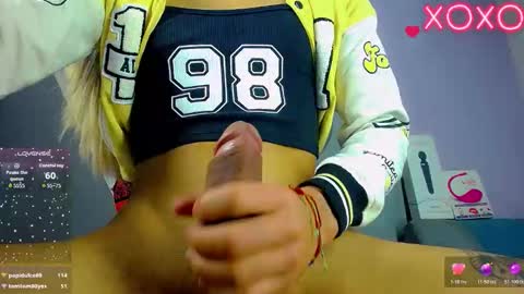 sophie_vall online show from October 25, 11:44 pm