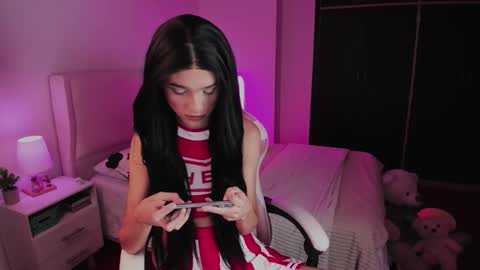 Snapshot of sophiecornett chatting on October 11, 1:08 am    online show from October 11, 1:08 am