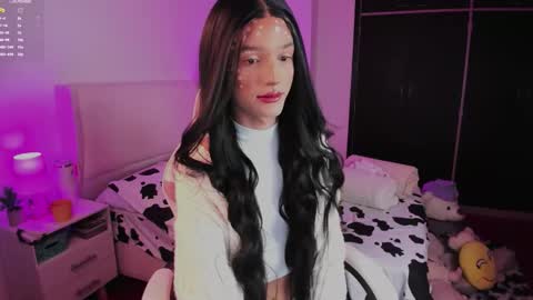 Snapshot of sophiecornett chatting on October 30, 4:28 pm    online show from October 30, 4:28 pm