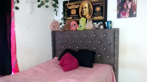 stefanny beautiful online show from November 7, 2:06 pm