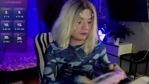 succubu_ss online show from July 4, 1:33 am