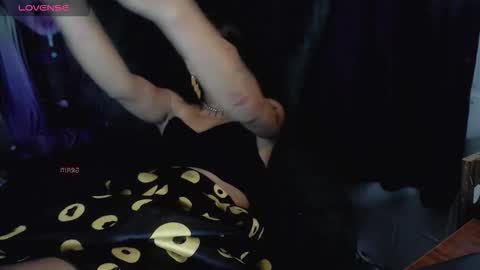 Summer online show from January 8, 11:42 pm