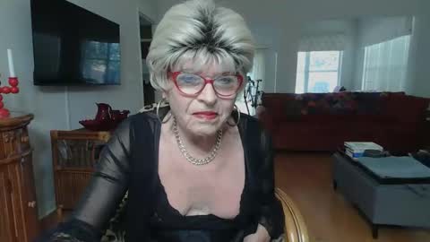 sexualsusan online show from January 11, 9:54 pm