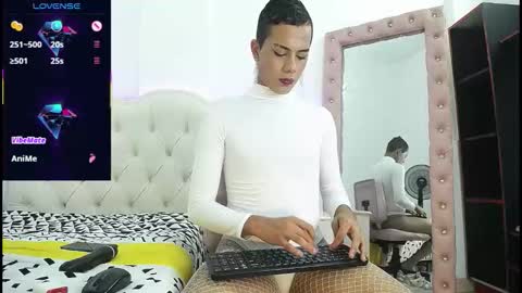 Sussan Cooper online show from November 28, 4:14 am