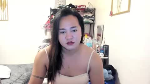 Snapshot of sweet7061 chatting on October 23, 7:45 am sweet7061 online show from October 23, 7:45 am