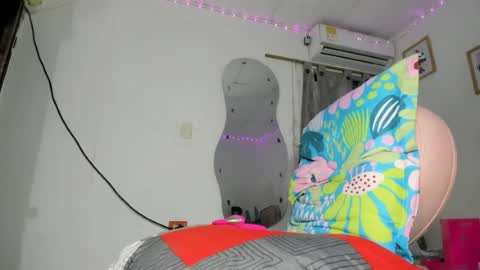 sweet_angelicaxxx online show from July 8, 8:29 am