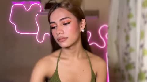 sweet_nikki03 online show from September 25, 9:22 pm