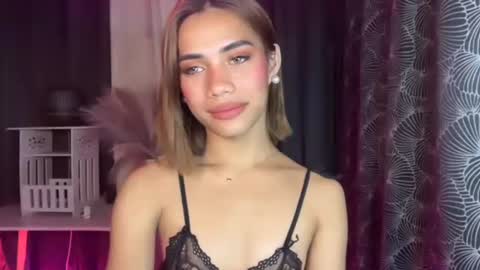 sweet_nikki03 online show from October 22, 4:53 pm