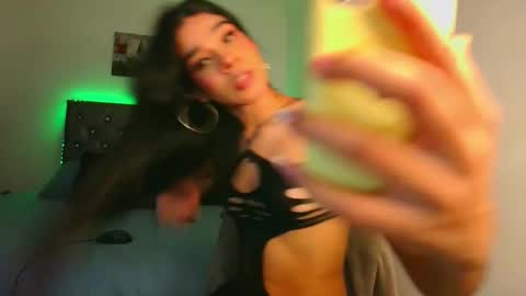 Catalina  online show from February 4, 5:17 pm