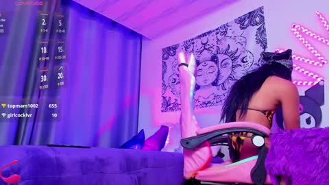 Snapshot of tamara_gyal chatting on December 18, 5:15 am Tamara --- online show from December 18, 5:15 am