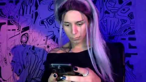 Lucy Lucy online show from January 8, 1:11 am