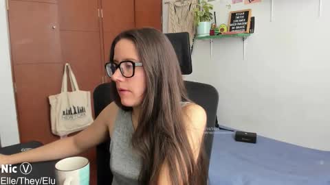 Nicole   TheyElleElu online show from October 30, 2:49 pm