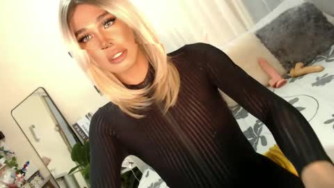 Sam online show from February 20, 4:28 am