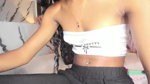 Tifanny online show from October 29, 7:01 pm