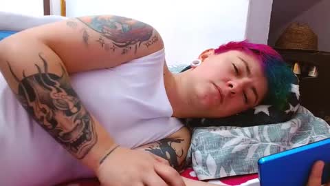 Blue online show from October 25, 8:26 pm