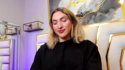   online show from December 16, 2:55 pm