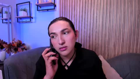   online show from February 24, 7:18 pm