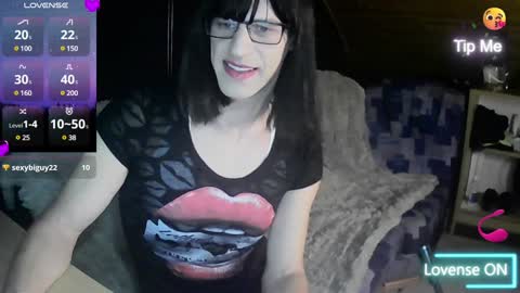 Sarah R. Lenor online show from December 13, 9:41 pm