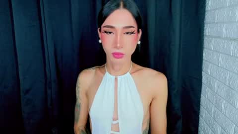 Chloe online show from June 30, 6:30 pm