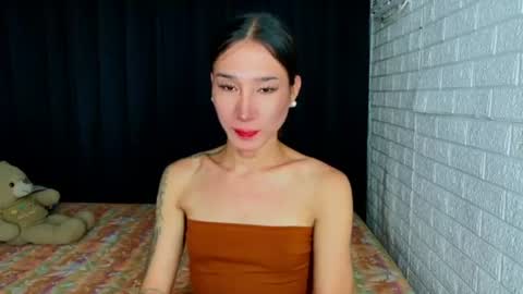 Chloe online show from July 6, 1:56 am