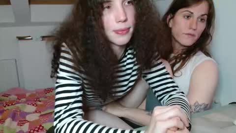 TSBubbles online show from October 17, 8:34 pm