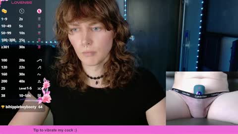 Ellie Ryder online show from October 2, 12:11 am