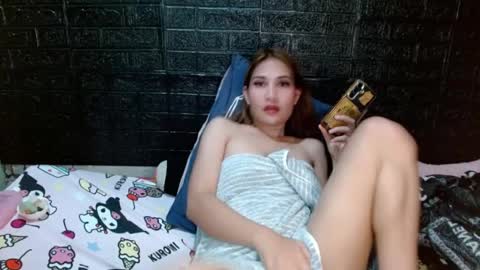 SHENA  online show from June 22, 3:25 am