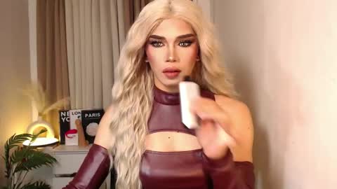 Miss Andrea online show from January 7, 8:23 pm