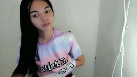 urdoll_alliah online show from May 24, 3:31 pm