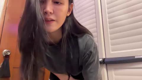 Amira online show from February 6, 6:19 am