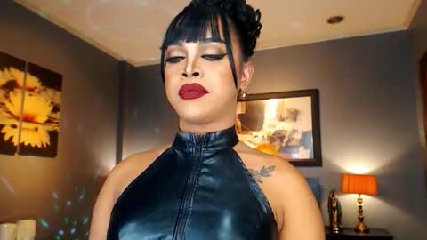 UrMajestyTyra online show from November 13, 3:27 am