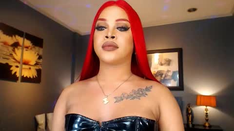 UrMajestyTyra online show from February 14, 7:59 am