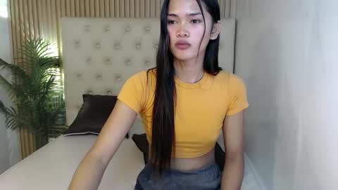 ursandra_xx online show from January 11, 6:31 am