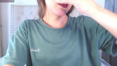 Snapshot of valen_thompson chatting on September 21, 1:00 am IG-valen mendoza99  twitter valenthompson99 online show from September 21, 1:00 am