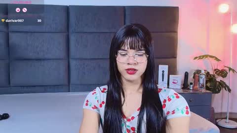 valentino moon online show from February 9, 3:02 am