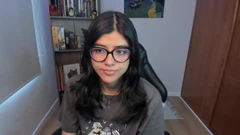 Val  online show from December 3, 11:25 am