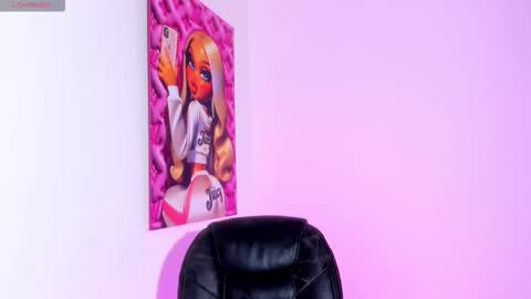 Violeta Princess Please help me with your thumbs up its important   online show from February 2, 9:36 pm