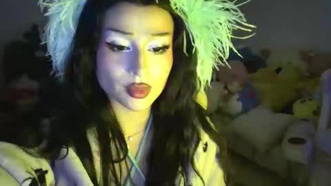 VireDesire online show from February 16, 1:31 pm