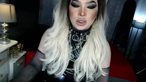 Zhavia online show from September 22, 6:13 pm