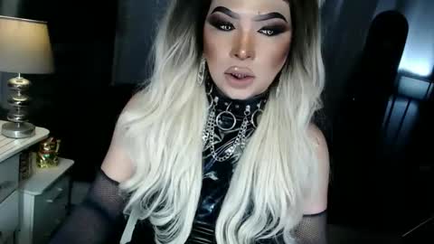 Zhavia online show from October 2, 9:14 pm