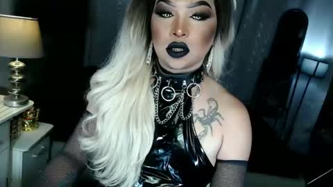 Zhavia online show from October 7, 6:31 pm